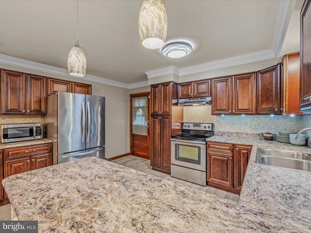 461 IMPERIAL ST, Winchester, VA 22601