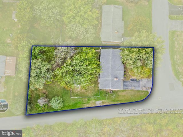 461 IMPERIAL ST, Winchester, VA 22601