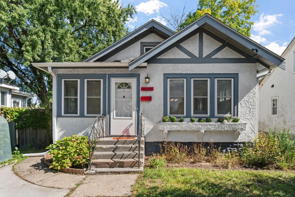4219 5th Avenue S, Minneapolis, MN 55409 — photo 2