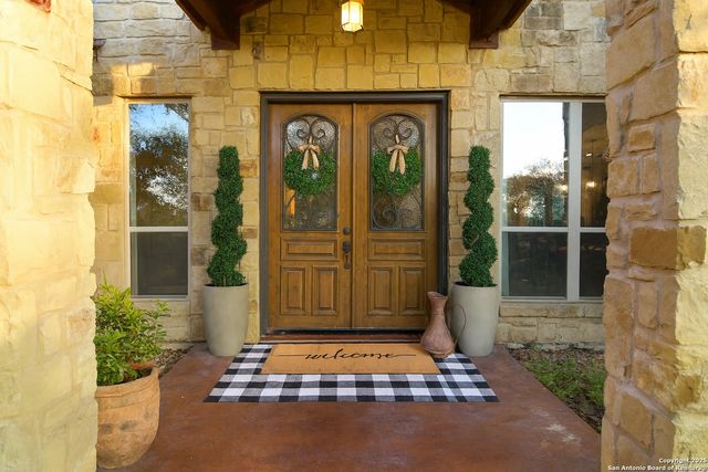 1362 Private Road 3702, San Antonio, TX 78253