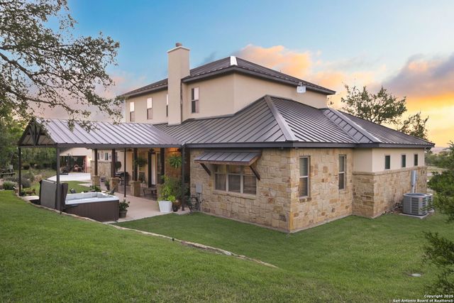 1362 Private Road 3702, San Antonio, TX 78253