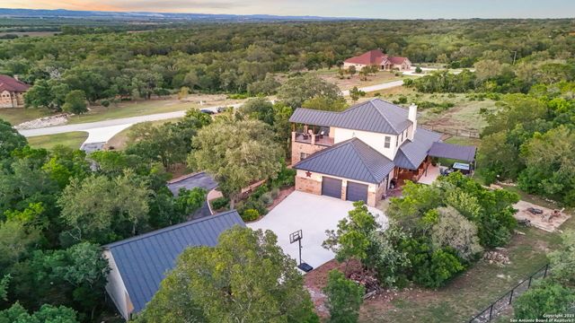 1362 Private Road 3702, San Antonio, TX 78253