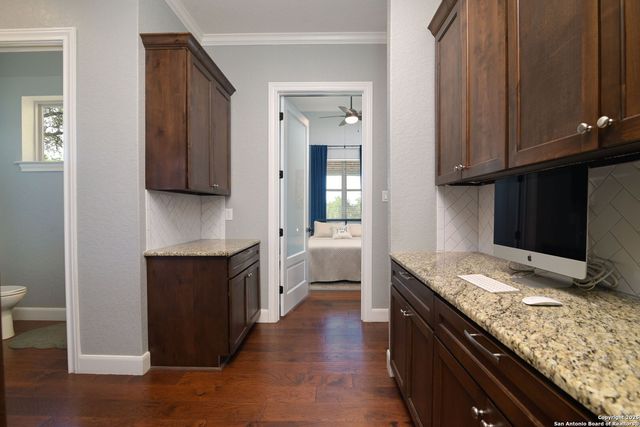 1362 Private Road 3702, San Antonio, TX 78253