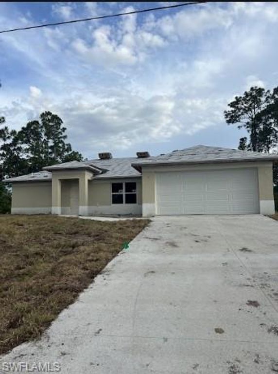 1138 Dutchess ST E, LEHIGH ACRES, FL 33974 — exterior