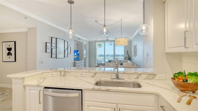 606 RIVIERA DUNES WAY 306, Palmetto, FL 34221