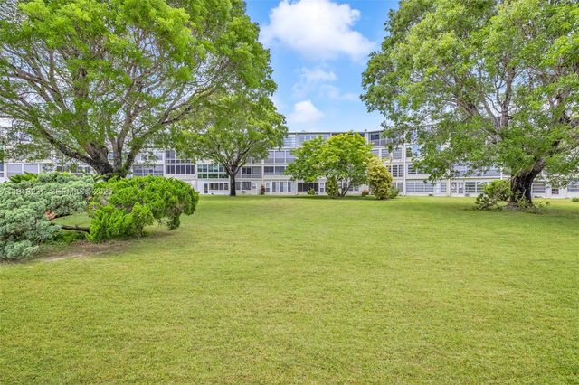 2026 Berkshire B 2026 2026, Deerfield Beach, FL 33442