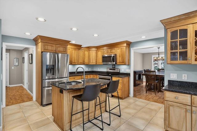 67 Bakers Pond Rd, Orleans, MA 02653