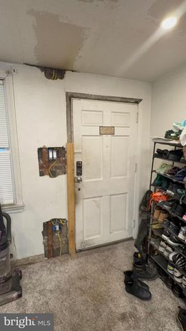 320 MULBERRY ST, Darby, PA 19023