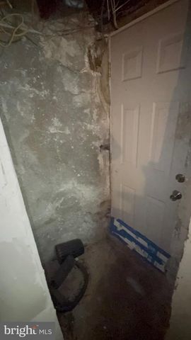 320 MULBERRY ST, Darby, PA 19023