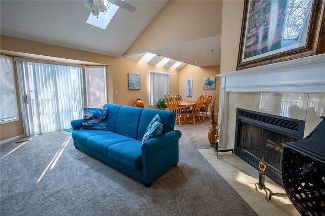 47 Running Brook Lane, Greece, NY 14626