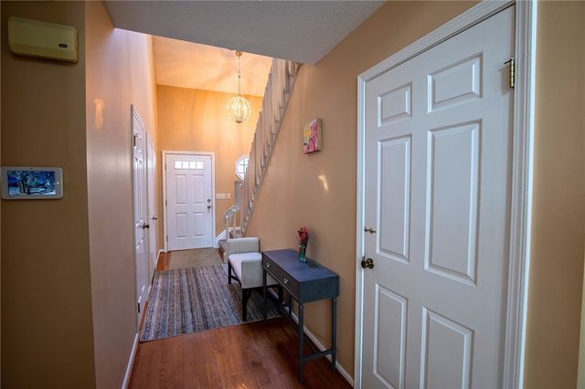 47 Running Brook Lane, Greece, NY 14626