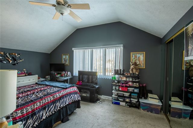 47 Running Brook Lane, Greece, NY 14626