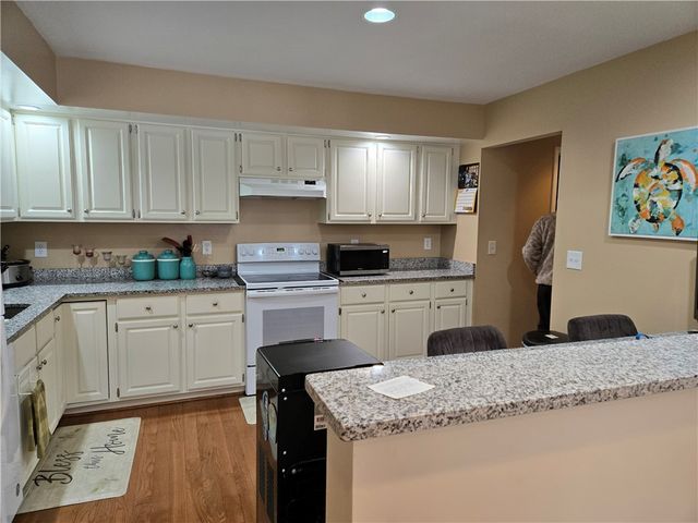 47 Running Brook Lane, Greece, NY 14626