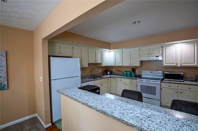 47 Running Brook Lane, Greece, NY 14626