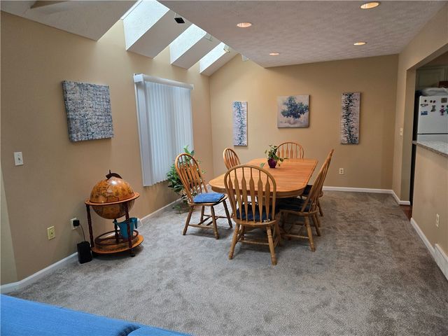 47 Running Brook Lane, Greece, NY 14626