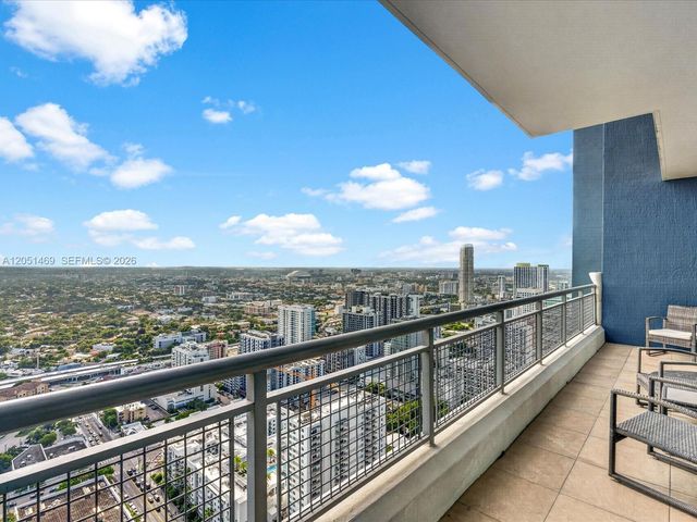 60 SW 13th St 4205, Miami, FL 33130