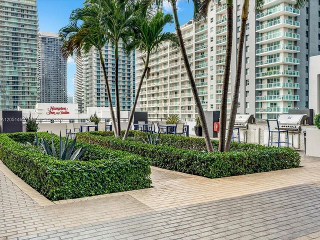 60 SW 13th St 4205, Miami, FL 33130