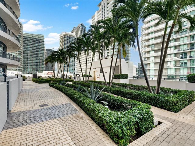 60 SW 13th St 4205, Miami, FL 33130