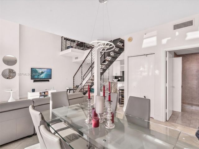 60 SW 13th St 4205, Miami, FL 33130