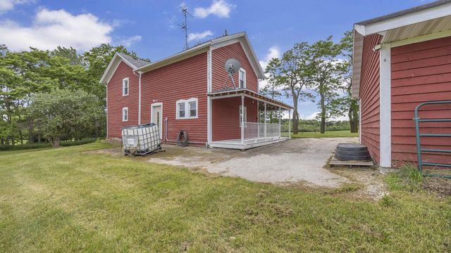 W4568 County Road F, Waldo, WI 53093
