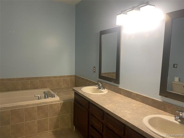 34558 Northrup Drive, New Baltimore, MI 48047