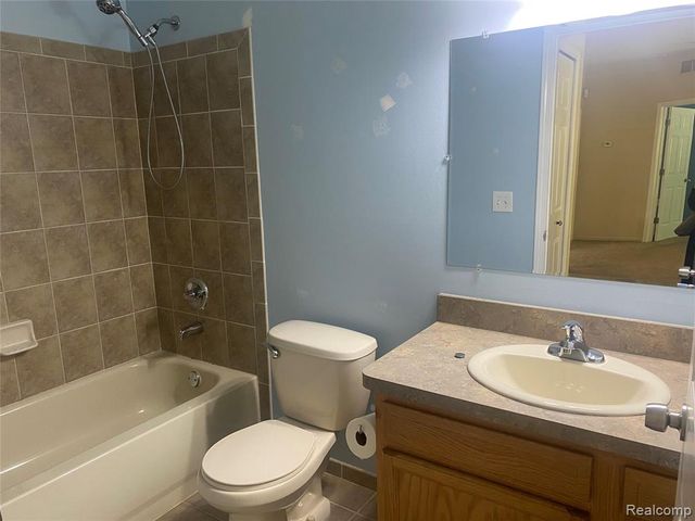 34558 Northrup Drive, New Baltimore, MI 48047