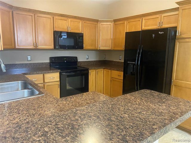 34558 Northrup Drive, New Baltimore, MI 48047