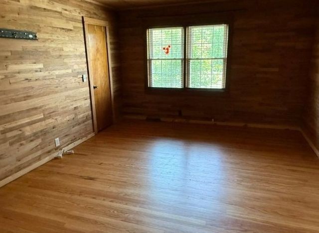 545 Carthage Rd, Red Boiling Springs, TN 37150