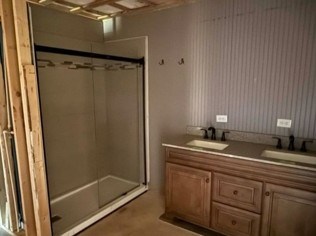 545 Carthage Rd, Red Boiling Springs, TN 37150
