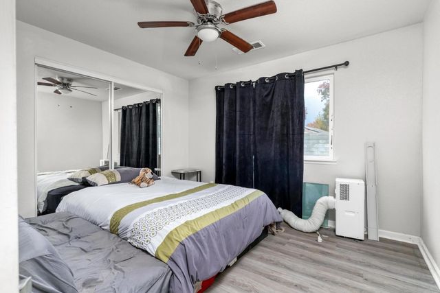 1953 Debonaire Dr, Modesto, CA 95350