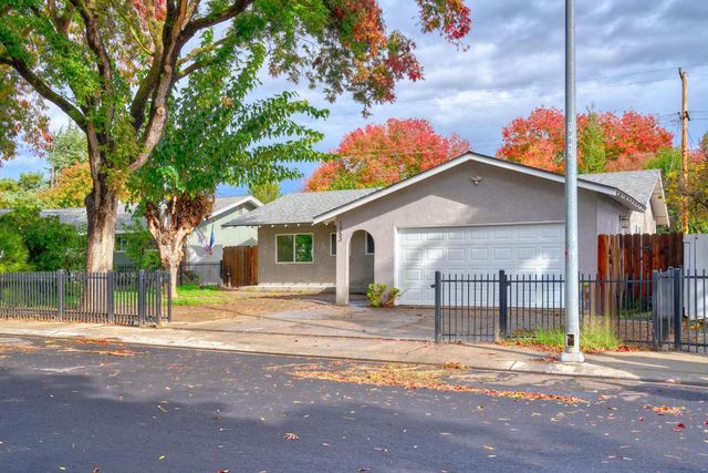 1953 Debonaire Dr, Modesto, CA 95350