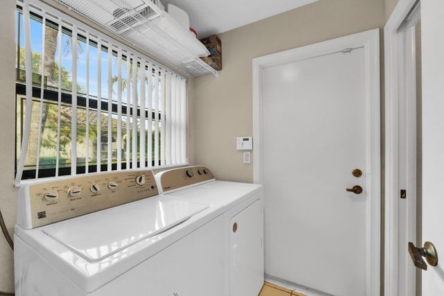 5040 NW 88th Lane, Coral Springs, FL 33067