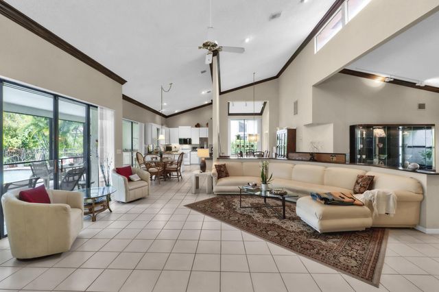 5040 NW 88th Lane, Coral Springs, FL 33067