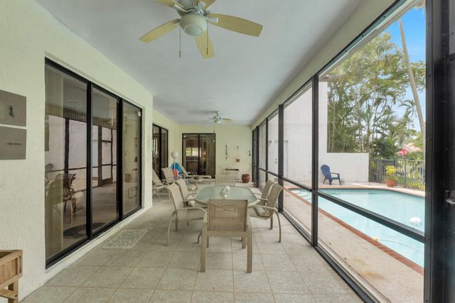 5040 NW 88th Lane, Coral Springs, FL 33067