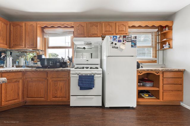 17216 67th Court, Tinley Park, IL 60477
