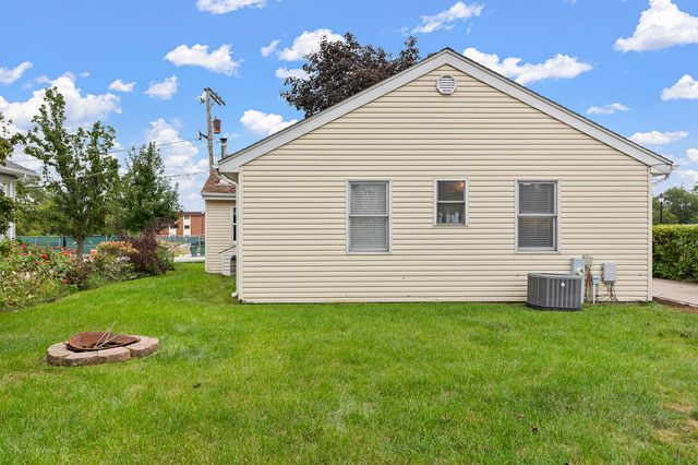 17216 67th Court, Tinley Park, IL 60477