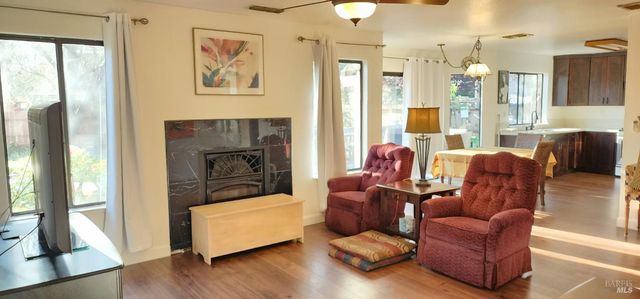 2350 Elliott Dr, American Canyon, CA 94503