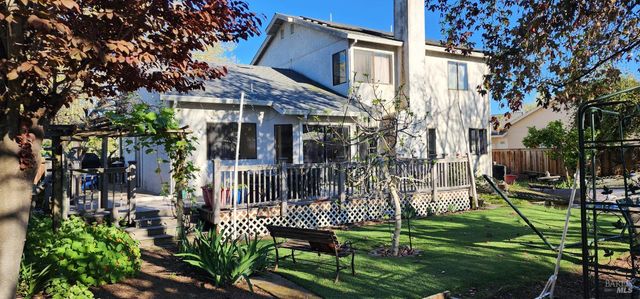 2350 Elliott Dr, American Canyon, CA 94503