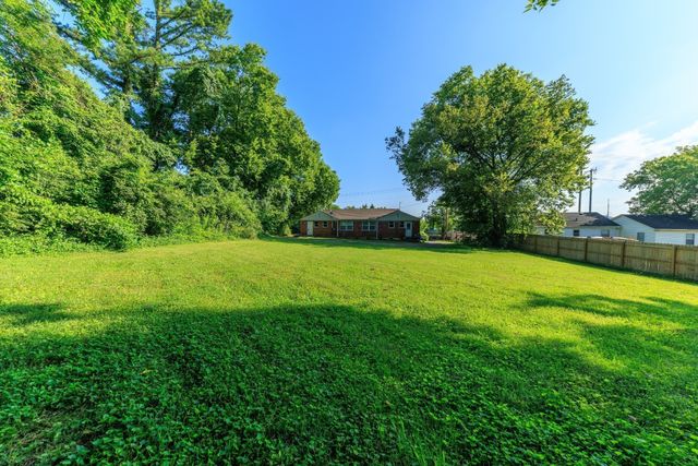 410B Ewing Dr, Nashville, TN 37207