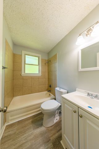 410B Ewing Dr, Nashville, TN 37207