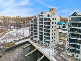 2964 Lakeshore Drive E403, Muskegon, MI 49441