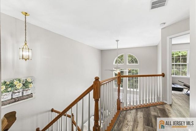 10 Pennsbury Way, East Brunswick, NJ 08816