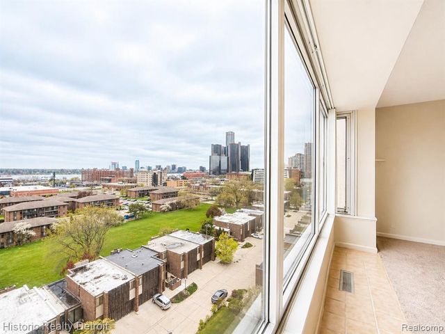 1300 E Lafayette Street 802, Detroit, MI 48207