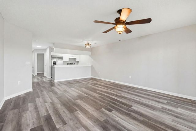 5040 Windsor Green Way Unit 202, Myrtle Beach, SC 29579