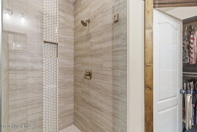 24414 N Wendler LOOP, Rathdrum, ID 83858