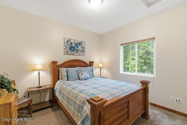24414 N Wendler LOOP, Rathdrum, ID 83858