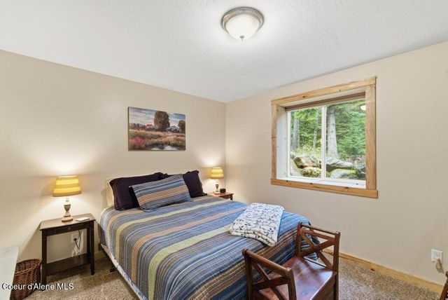 24414 N Wendler LOOP, Rathdrum, ID 83858