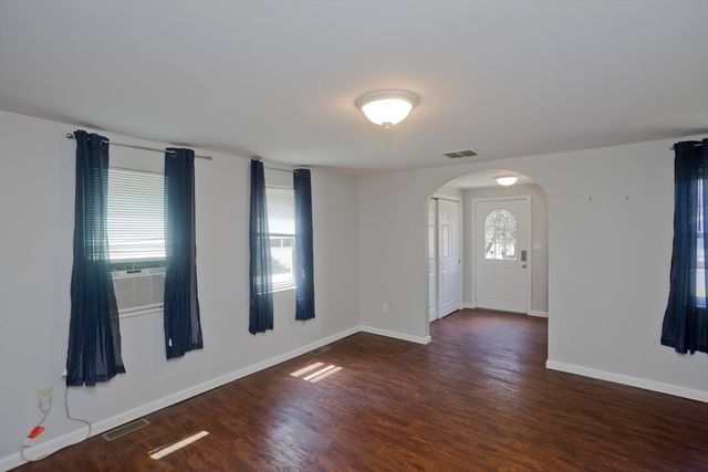 50 Cottage Rd, Enfield, CT 06082