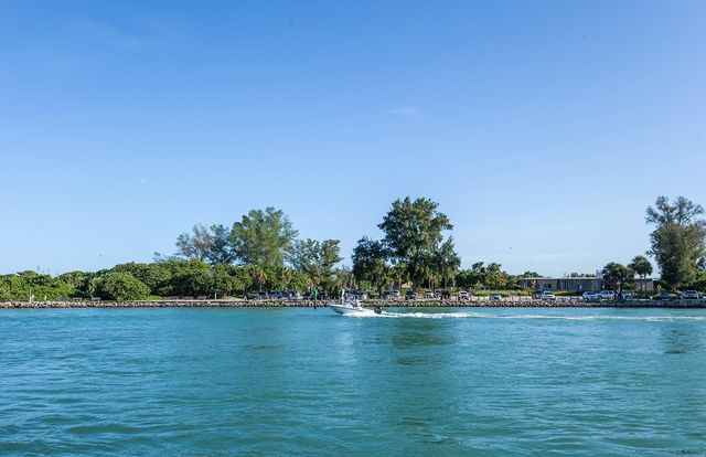 2350 MISSION VALLEY BOULEVARD, Nokomis, FL 34275