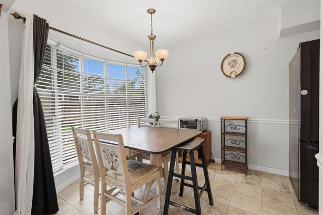 16910 David Glen Drive, Friendswood, TX 77546